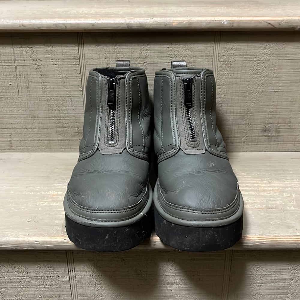 Green platform Uggs